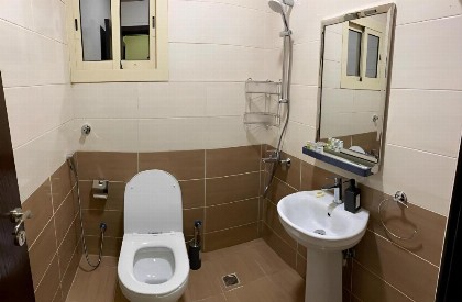 2 Bedrooms Apartment in Makkah - image 12