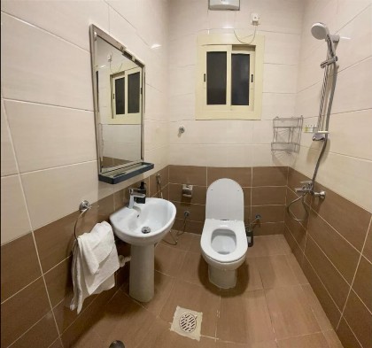 2 Bedrooms Apartment in Makkah - image 14