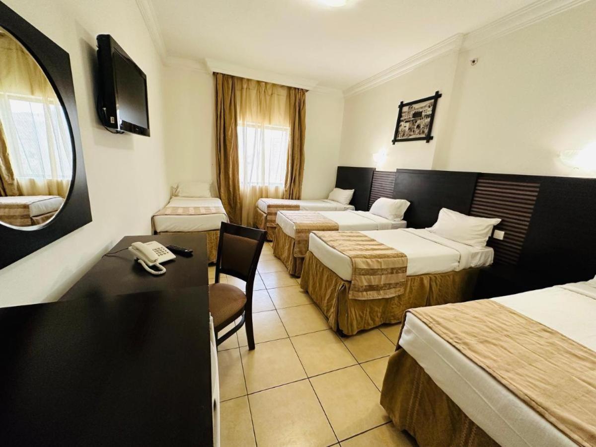 Jawharet Al Majd Hotel - image 2