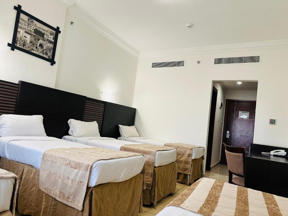 Jawharet Al Majd Hotel - image 6