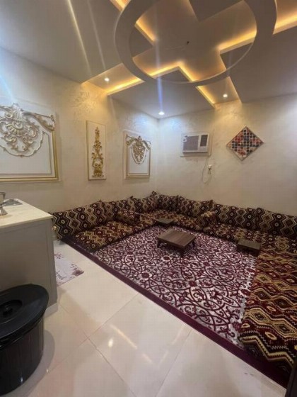 Modern Apartment - image 13