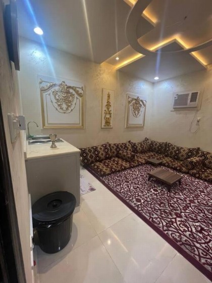 Modern Apartment - image 14