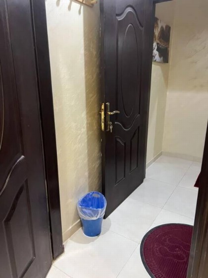 Modern Apartment - image 6