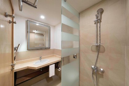 Park Inn by Radisson Makkah Thakher Alsharqi - image 19