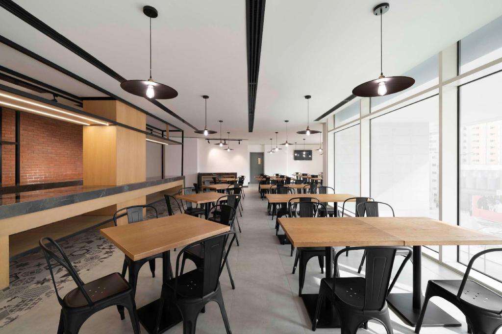 Park Inn by Radisson Makkah Thakher Alsharqi - image 5