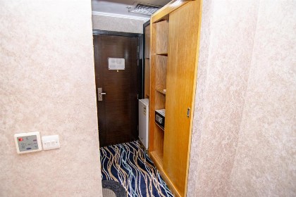 Maysan Al Moltazem Almahbas - image 5