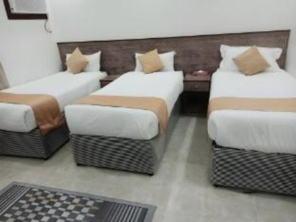 Sama Seoul Hotel Triple Room - image 3