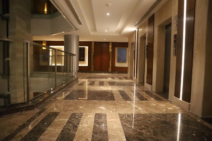Roots Hotel - image 1