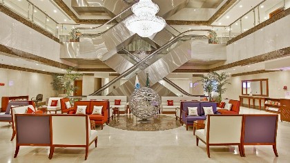 Makarem Al Bait Al Azizia Hotel - image 3