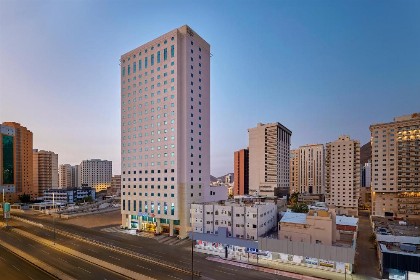 Makarem Al Bait Al Azizia Hotel - image 8