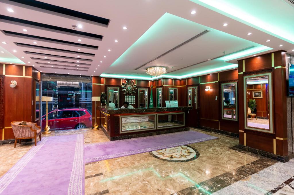 AL Alam Tower hotel - image 5