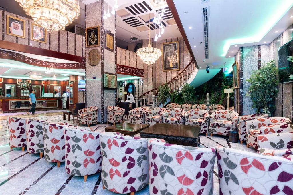 AL Alam Tower hotel - image 6