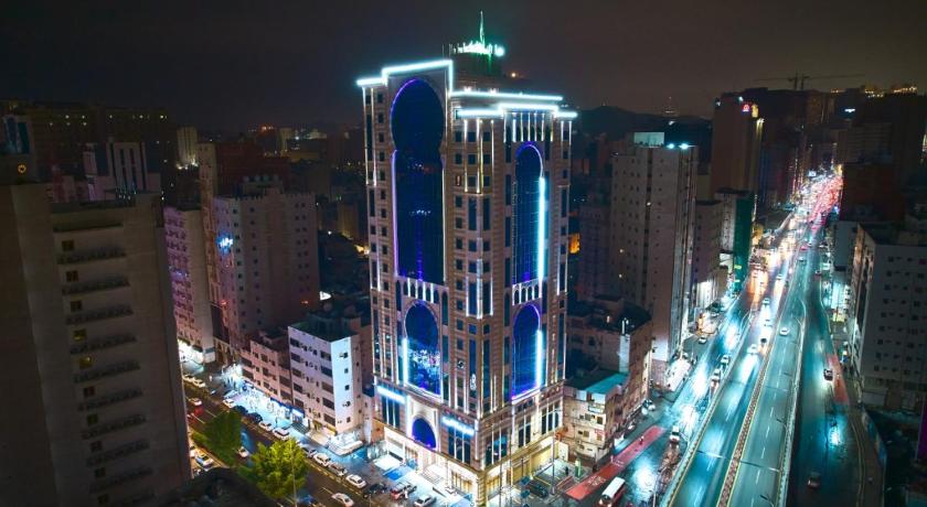 Selat Al Bait Hotel - image 2