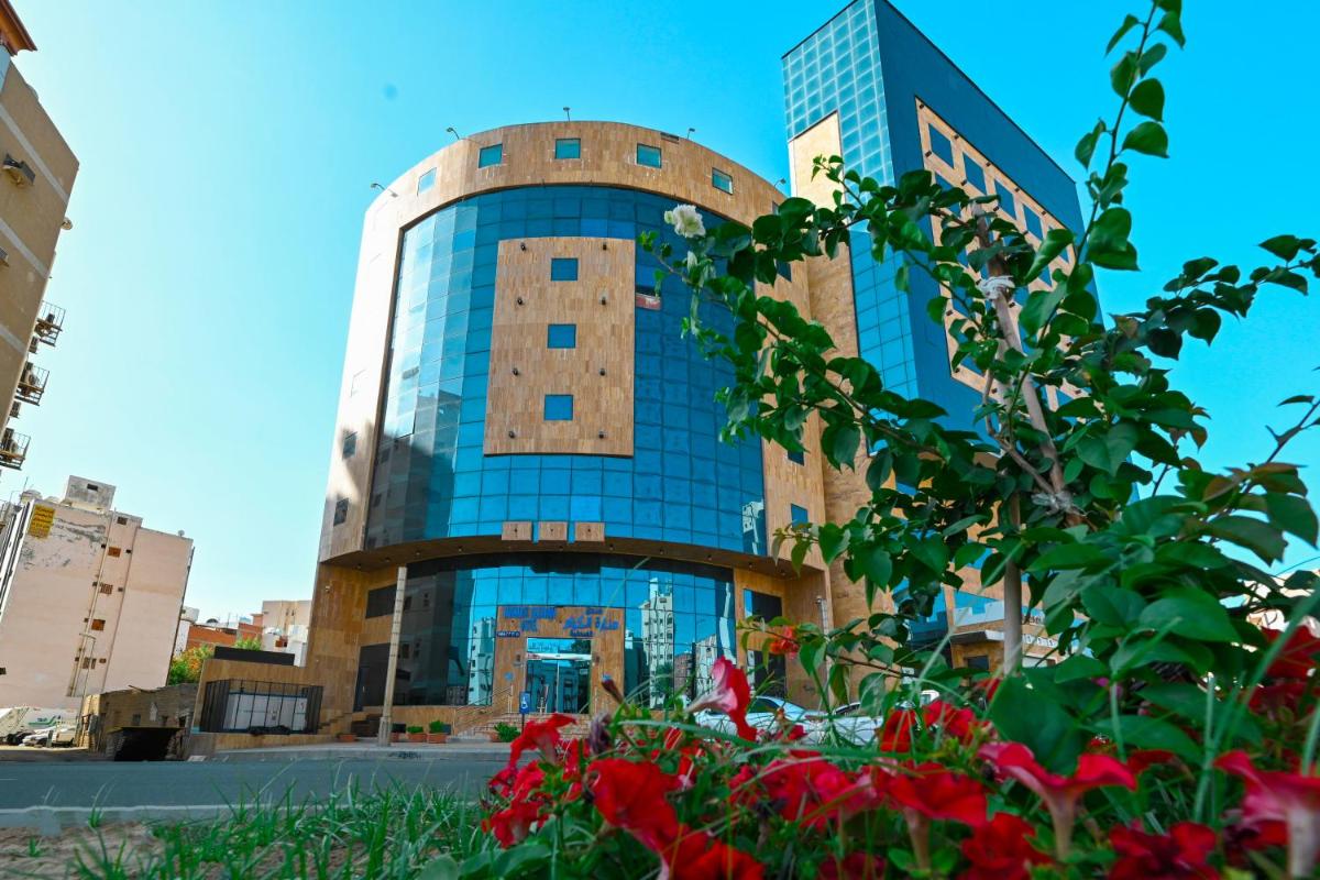 فندق منارة الكرام - main image