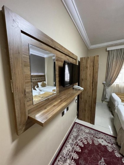 Razana Al-Hafaer - image 4