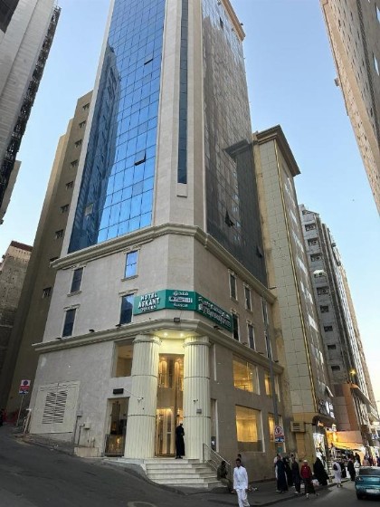 Askant Golden Hotel - image 1