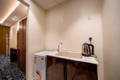 Waseem Al Azizia Hotel - image 11