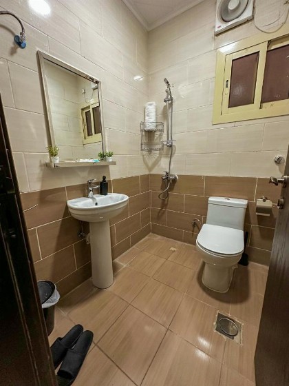 3 Bedrooms Apartment in Makkah - image 13