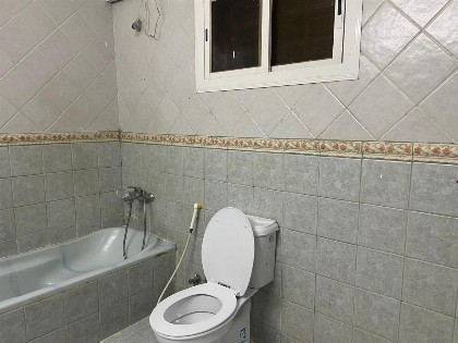 Three Bedroom in Al Tanim - image 4