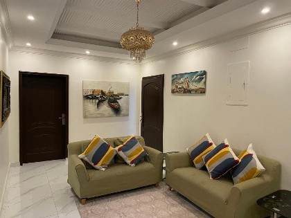 Three Bedroom Apartment in Al Salamah - image 2