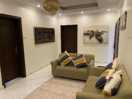 Three Bedroom Apartment in Al Salamah - image 6