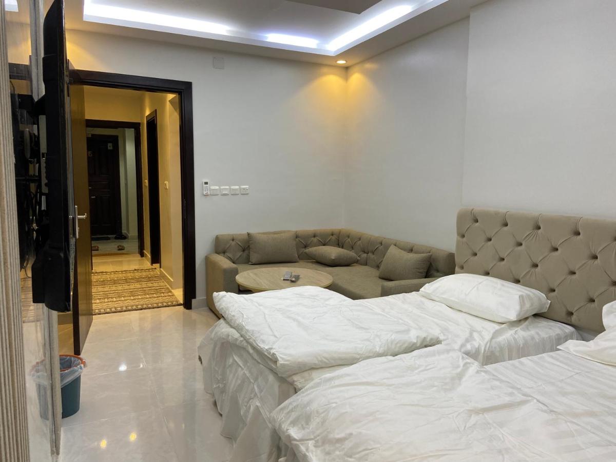 شقة فاخرة بأثاث فندقي قريب من الحرم المكي - image 3