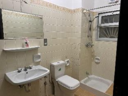 شقة فاخرة ووسيعة بدخول ذاتي - image 6