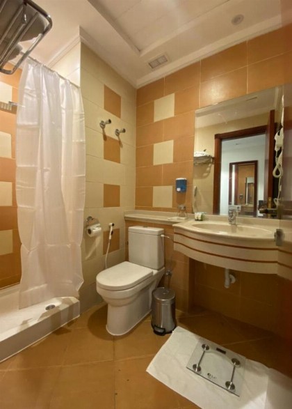 Park Royal - Ex Rehab Al Multaqa - image 14