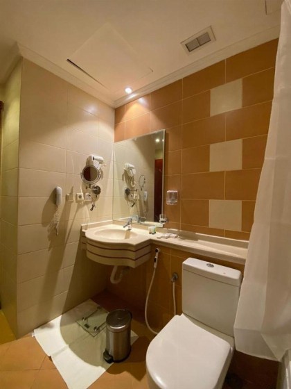 Park Royal - Ex Rehab Al Multaqa - image 15