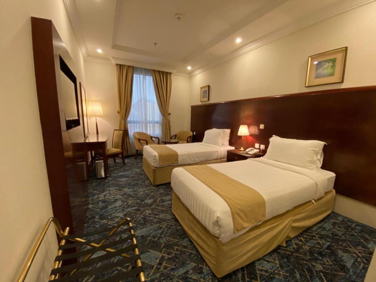 Park Royal - Ex Rehab Al Multaqa - image 2
