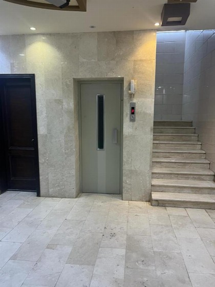 هولدي أبارتمنت - image 1