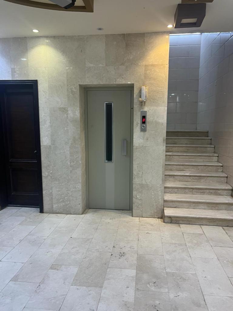 هولدي أبارتمنت - main image