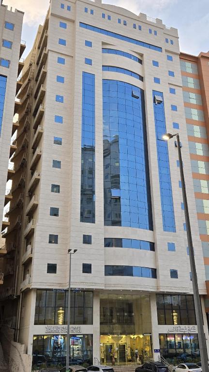 Najmat Thakher (Free transportation From and To Al Haram) Mecca
