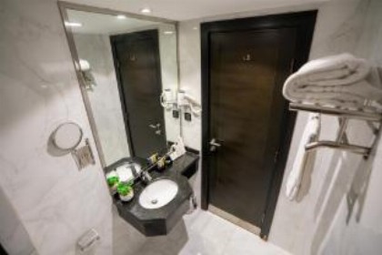 Lamar Ajyad First Hotel Tower B - image 11