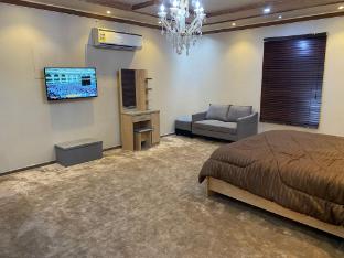 Room In Makkah - main image